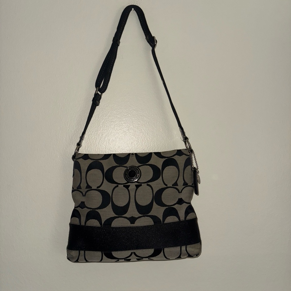 COACH CROSSBODY PURSE  Signature Stripe‎ No. A1276-F19220 - Picture 2 of 14